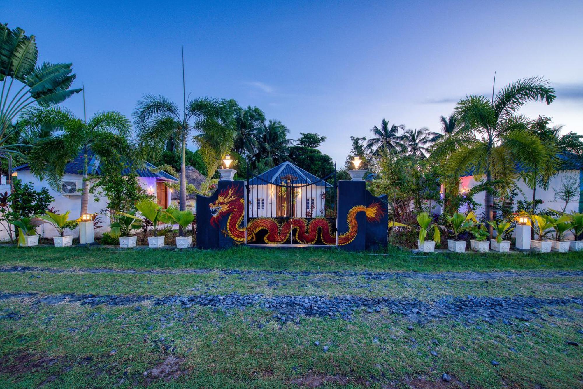 Le Epic Resort Virampattinam Exterior photo